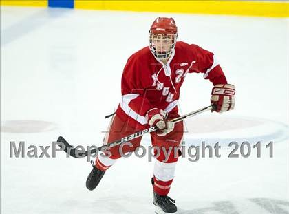 Thumbnail 2 in Weymouth vs Hingham (MIAA Super 8 Round Robin) photogallery.