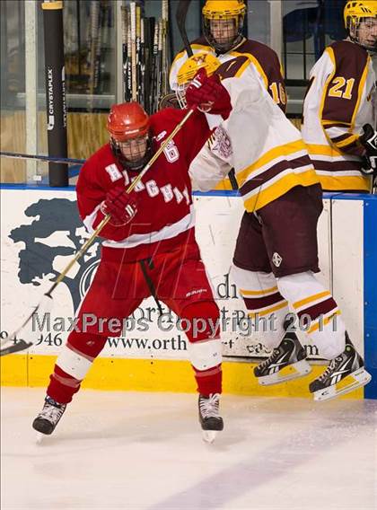 Thumbnail 2 in Weymouth vs Hingham (MIAA Super 8 Round Robin) photogallery.