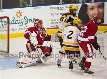 Thumbnail 1 in Weymouth vs Hingham (MIAA Super 8 Round Robin) photogallery.