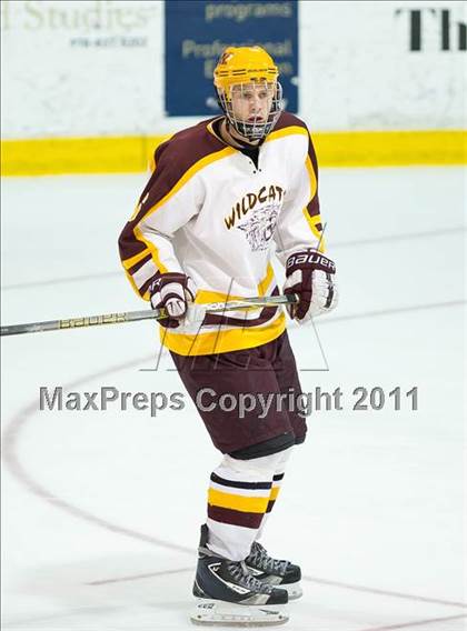 Thumbnail 3 in Weymouth vs Hingham (MIAA Super 8 Round Robin) photogallery.