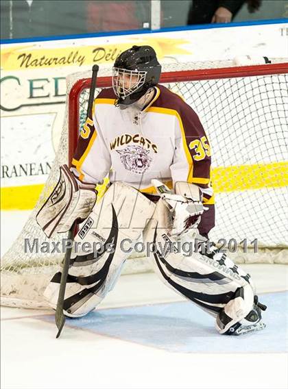 Thumbnail 3 in Weymouth vs Hingham (MIAA Super 8 Round Robin) photogallery.