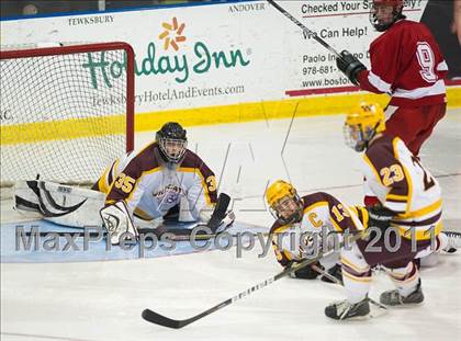 Thumbnail 2 in Weymouth vs Hingham (MIAA Super 8 Round Robin) photogallery.