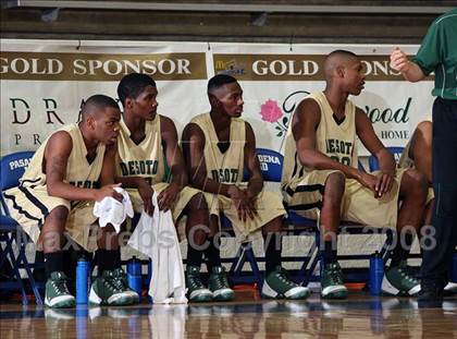 Thumbnail 2 in De Soto vs. Klein Collins (McDonald's Texas Invitational) photogallery.