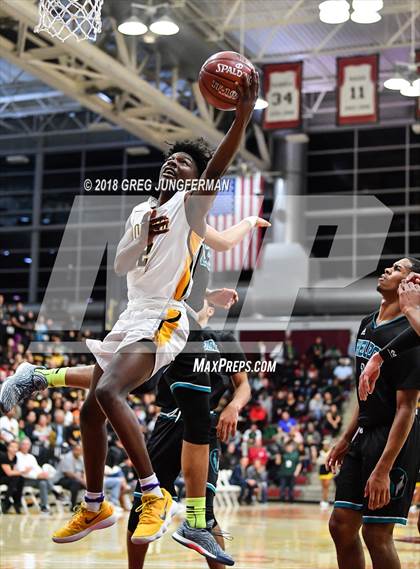 Thumbnail 1 in Sheldon vs. Bishop O'Dowd (CIF NorCal Regional Open Division Final) photogallery.