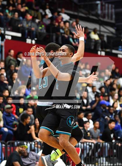 Thumbnail 1 in Sheldon vs. Bishop O'Dowd (CIF NorCal Regional Open Division Final) photogallery.