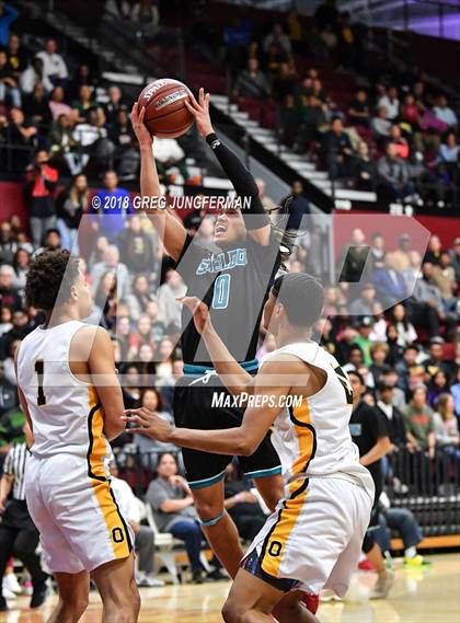 Thumbnail 1 in Sheldon vs. Bishop O'Dowd (CIF NorCal Regional Open Division Final) photogallery.