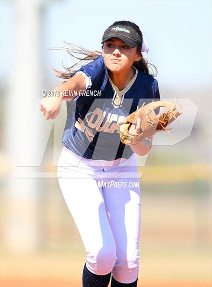Thumbnail 3 in Xavier College Prep vs. Kellis photogallery.