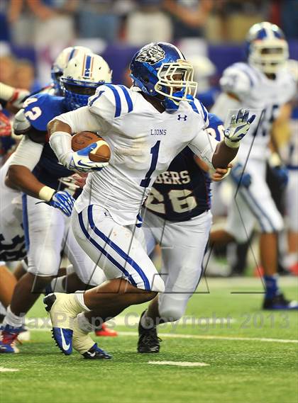 Thumbnail 2 in Walton vs. Peachtree Ridge (Corky Kell Classic) photogallery.