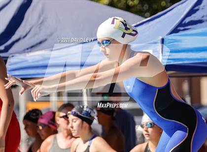 Thumbnail 2 in Husky Invitational  photogallery.