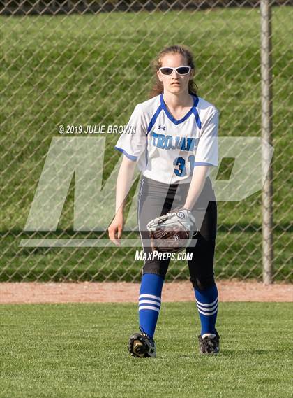 Thumbnail 3 in Lawrence North @ Indianapolis Bishop Chatard photogallery.