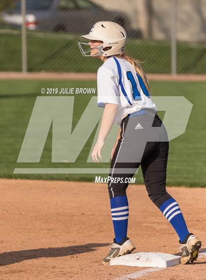 Thumbnail 1 in Lawrence North @ Indianapolis Bishop Chatard photogallery.
