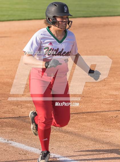 Thumbnail 3 in Lawrence North @ Indianapolis Bishop Chatard photogallery.