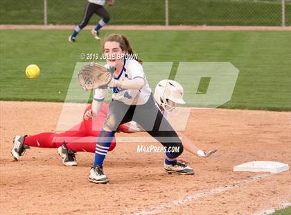Thumbnail 2 in Lawrence North @ Indianapolis Bishop Chatard photogallery.