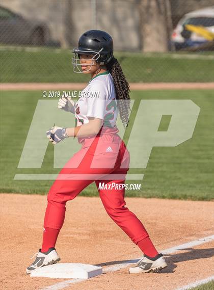 Thumbnail 2 in Lawrence North @ Indianapolis Bishop Chatard photogallery.