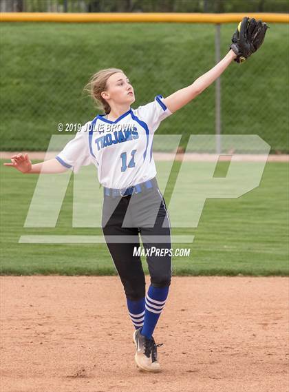 Thumbnail 1 in Lawrence North @ Indianapolis Bishop Chatard photogallery.