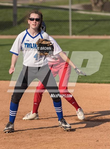 Thumbnail 3 in Lawrence North @ Indianapolis Bishop Chatard photogallery.