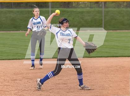Thumbnail 2 in Lawrence North @ Indianapolis Bishop Chatard photogallery.