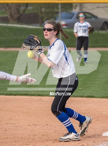 Thumbnail 2 in Lawrence North @ Indianapolis Bishop Chatard photogallery.