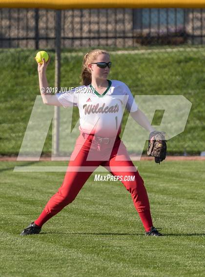 Thumbnail 3 in Lawrence North @ Indianapolis Bishop Chatard photogallery.