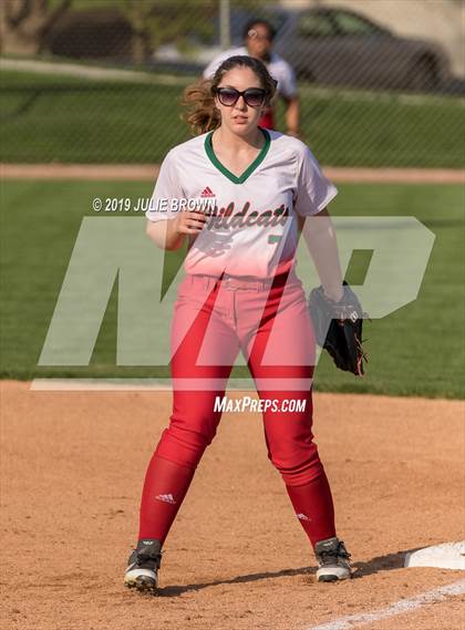 Thumbnail 3 in Lawrence North @ Indianapolis Bishop Chatard photogallery.