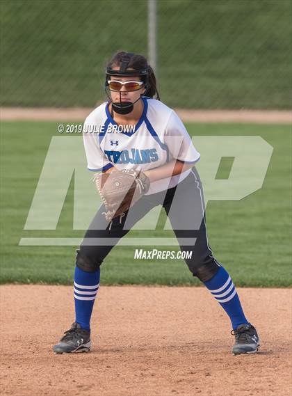 Thumbnail 2 in Lawrence North @ Indianapolis Bishop Chatard photogallery.