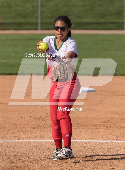 Thumbnail 1 in Lawrence North @ Indianapolis Bishop Chatard photogallery.