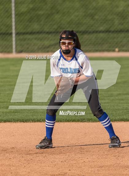 Thumbnail 2 in Lawrence North @ Indianapolis Bishop Chatard photogallery.