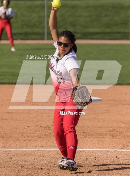 Thumbnail 2 in Lawrence North @ Indianapolis Bishop Chatard photogallery.