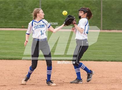 Thumbnail 3 in Lawrence North @ Indianapolis Bishop Chatard photogallery.