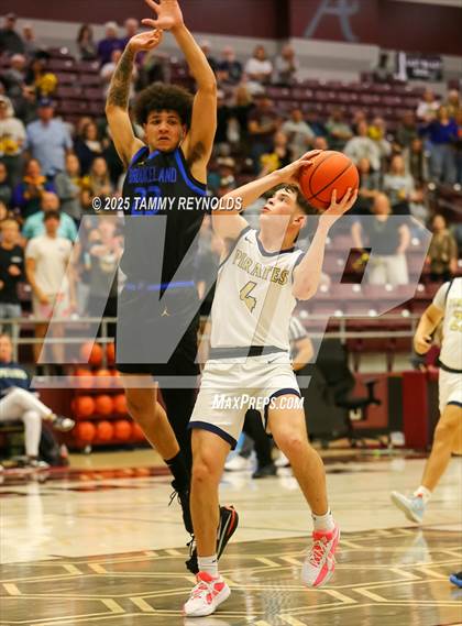 Thumbnail 1 in Brookeland vs. Perrin-Whitt (UIL Basketball 1A D1 Regional Final) photogallery.