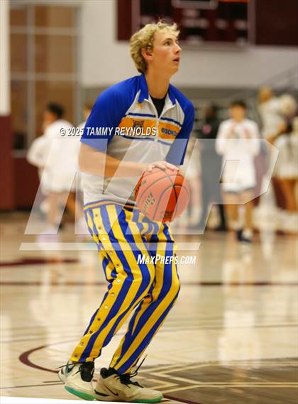 Thumbnail 1 in Brookeland vs. Perrin-Whitt (UIL Basketball 1A D1 Regional Final) photogallery.
