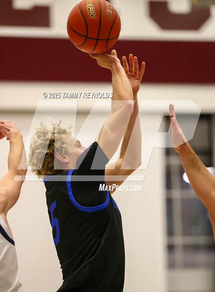 Thumbnail 1 in Brookeland vs. Perrin-Whitt (UIL Basketball 1A D1 Regional Final) photogallery.