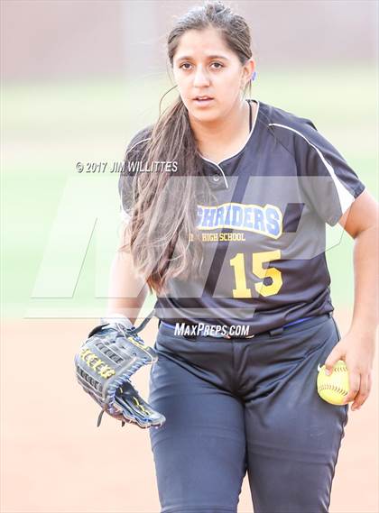 Thumbnail 3 in Florence vs. Pima (Chandler Prep Softball Classic)  photogallery.