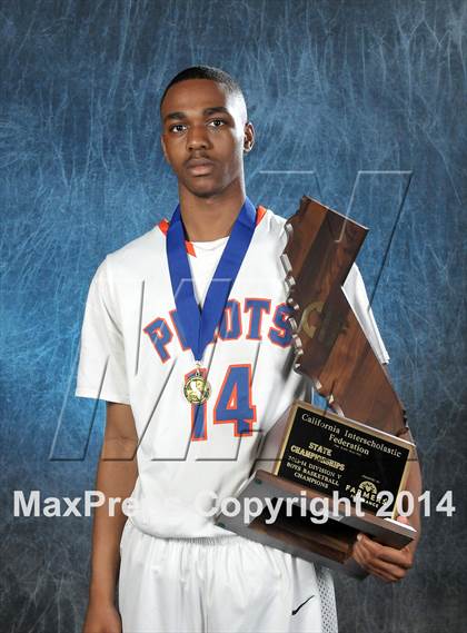 Thumbnail 3 in St. Joseph Notre Dame (CIF State D5 Award Photos) photogallery.
