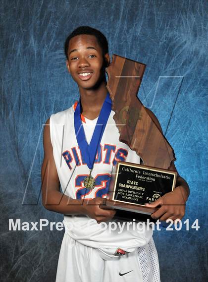 Thumbnail 3 in St. Joseph Notre Dame (CIF State D5 Award Photos) photogallery.