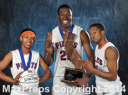 Thumbnail 3 in St. Joseph Notre Dame (CIF State D5 Award Photos) photogallery.