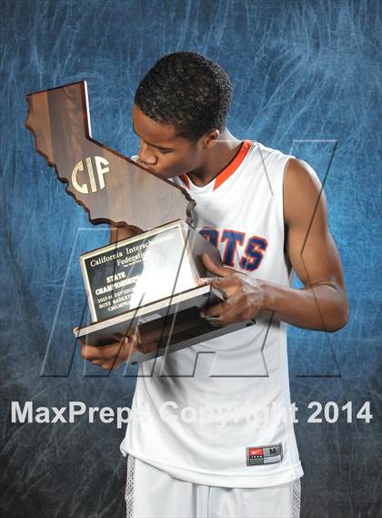 Thumbnail 3 in St. Joseph Notre Dame (CIF State D5 Award Photos) photogallery.