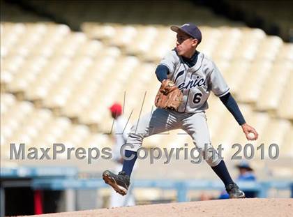 Thumbnail 1 in Venice vs. Westchester (CIF LACS D2 Final) photogallery.