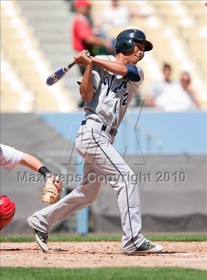 Thumbnail 2 in Venice vs. Westchester (CIF LACS D2 Final) photogallery.