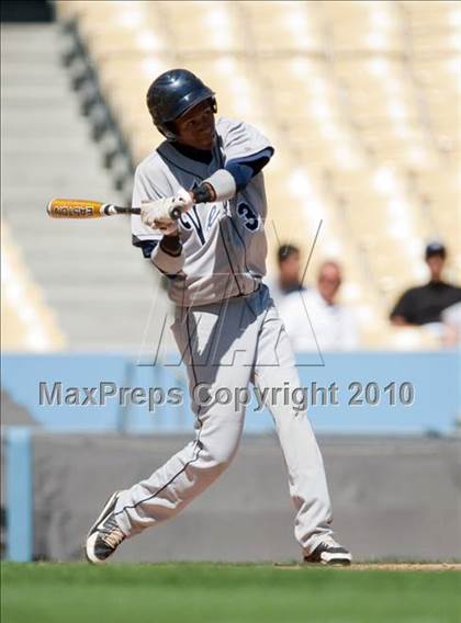 Thumbnail 3 in Venice vs. Westchester (CIF LACS D2 Final) photogallery.