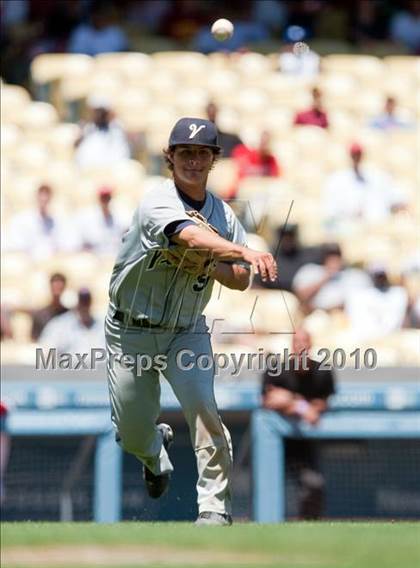 Thumbnail 3 in Venice vs. Westchester (CIF LACS D2 Final) photogallery.