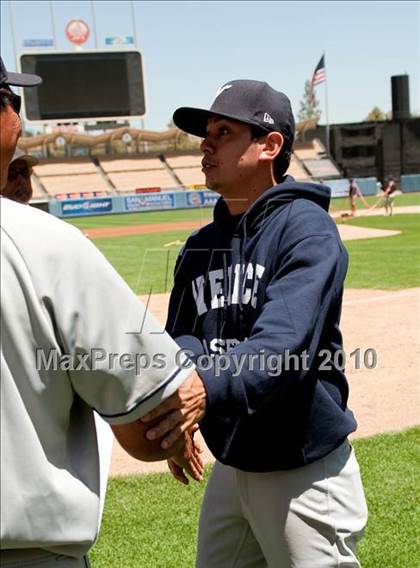 Thumbnail 2 in Venice vs. Westchester (CIF LACS D2 Final) photogallery.