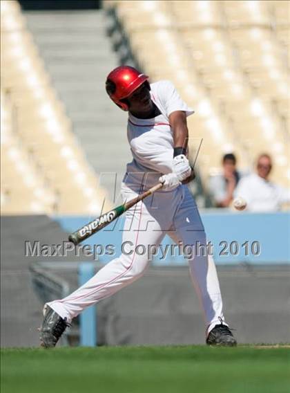 Thumbnail 3 in Venice vs. Westchester (CIF LACS D2 Final) photogallery.