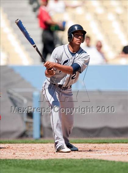 Thumbnail 1 in Venice vs. Westchester (CIF LACS D2 Final) photogallery.