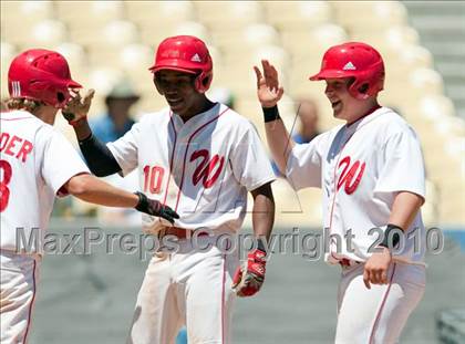 Thumbnail 2 in Venice vs. Westchester (CIF LACS D2 Final) photogallery.