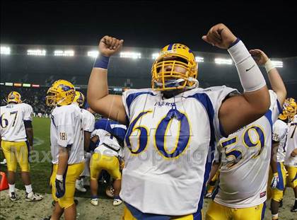 Thumbnail 3 in Grant vs. Poly (CIF State Open Bowl Final) photogallery.