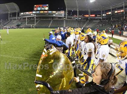 Thumbnail 2 in Grant vs. Poly (CIF State Open Bowl Final) photogallery.