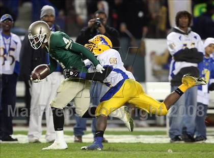 Thumbnail 2 in Grant vs. Poly (CIF State Open Bowl Final) photogallery.