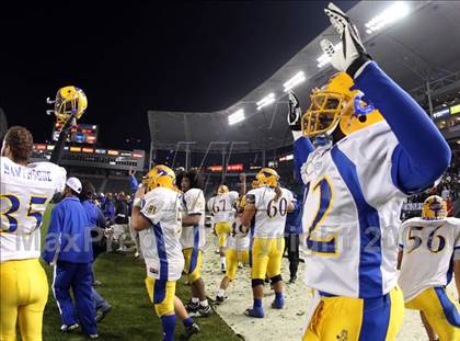 Thumbnail 2 in Grant vs. Poly (CIF State Open Bowl Final) photogallery.