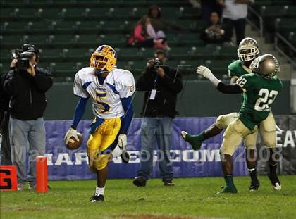 Thumbnail 1 in Grant vs. Poly (CIF State Open Bowl Final) photogallery.